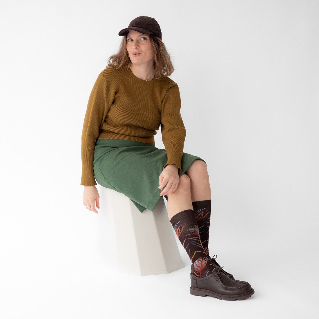 Dark Brown Flower Knee-Highs