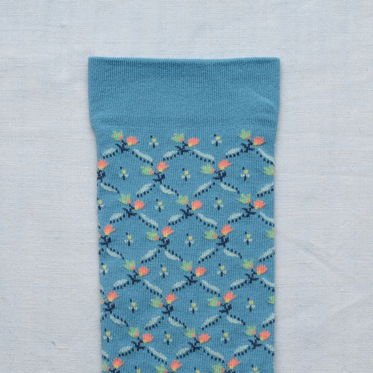 Toile de Jouy - Washed Blue Floral Trellis