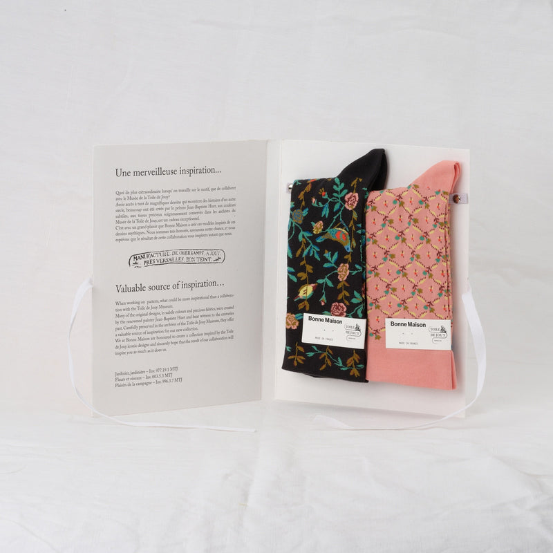 Toile de Jouy - Flowers and Birds Book