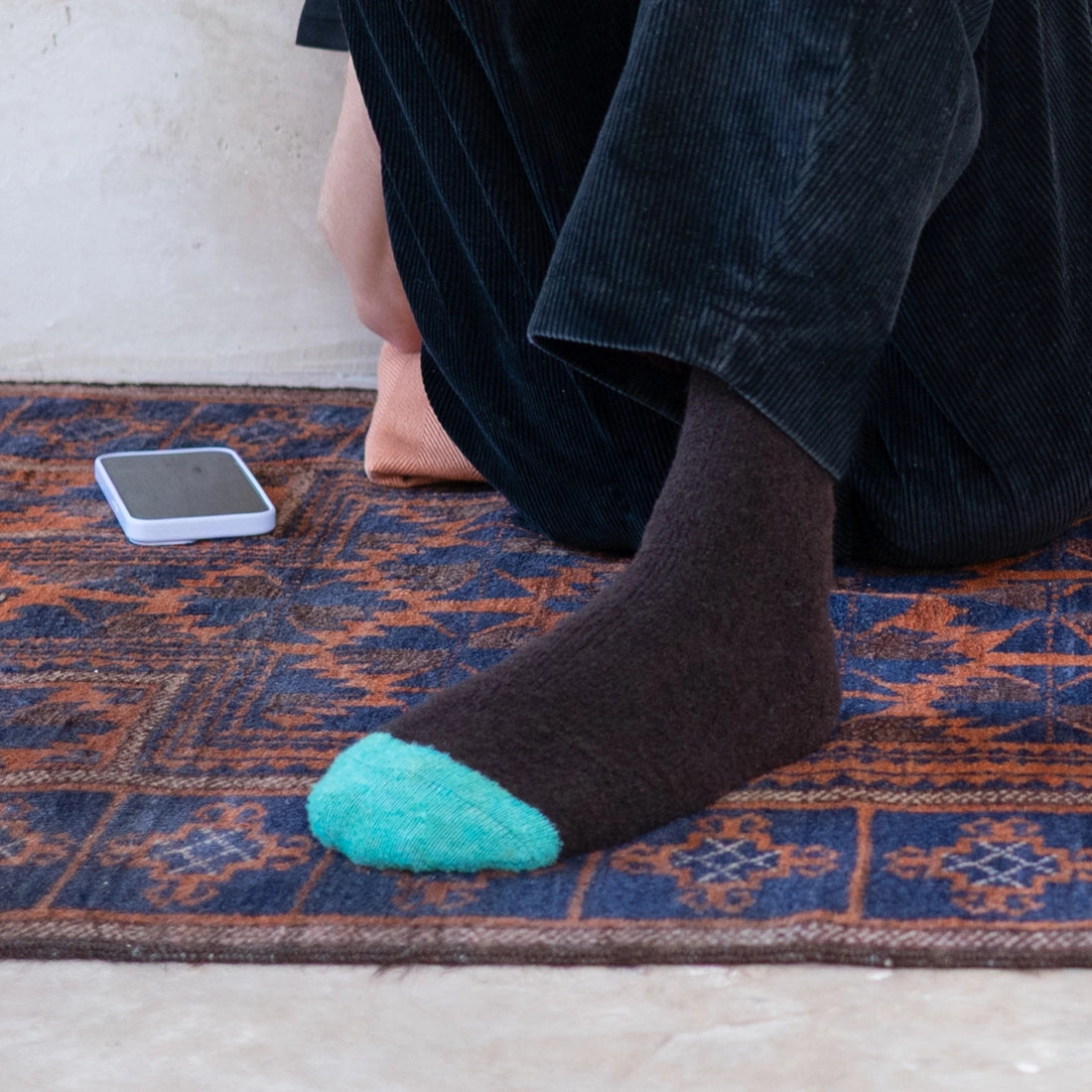 Foam Socks - Solid Black